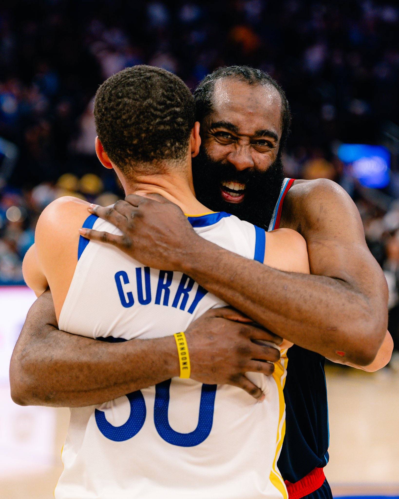 开云体育中国官网关于哈登回归赛场，败北首场状态亮眼，拜仁观众沸腾！的信息